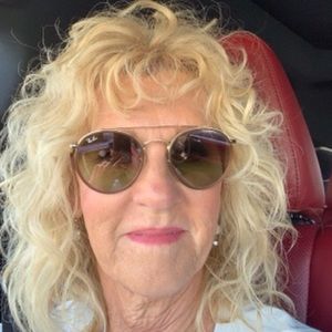 Meet your Posher, Brenda